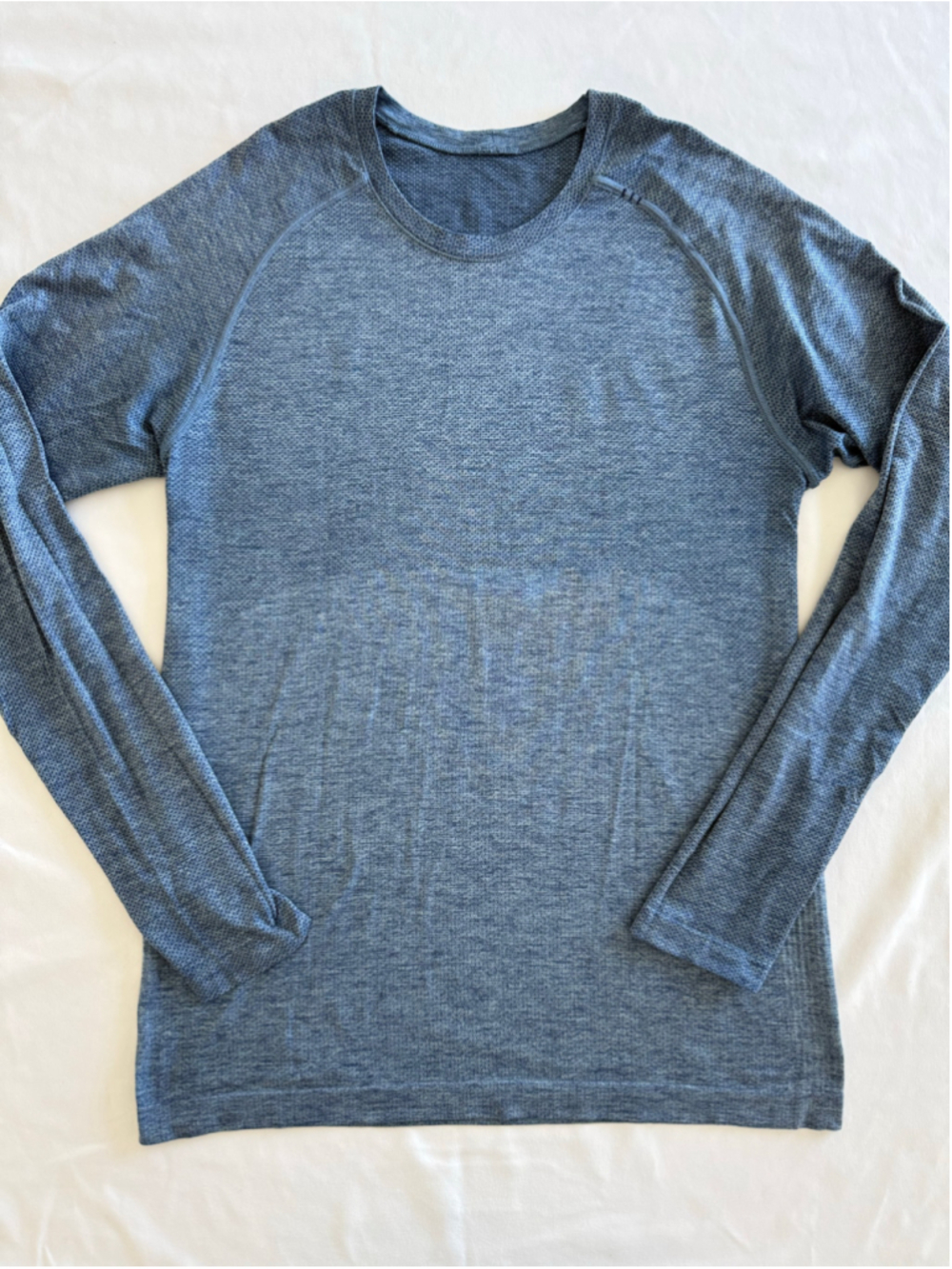 Men's Lululemon Long Sleeve Tee Size S Blue